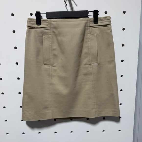Ann Taylor Dresses & Skirts - NWT Ann Taylor Beige Pencil Skirt Size 6